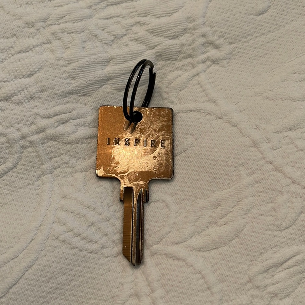 🗝️The Giving Key.     Key Chain